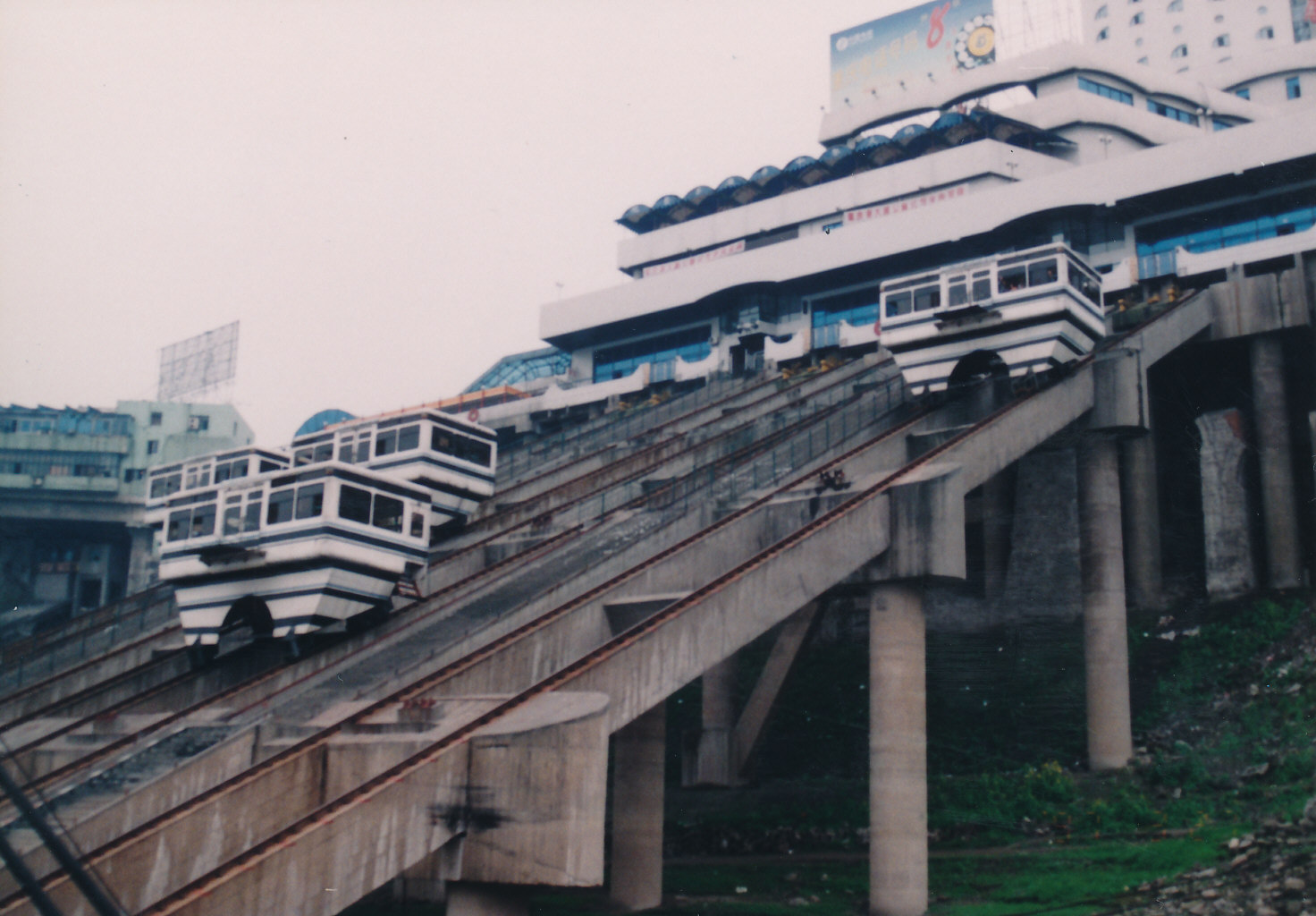 乗船用エレベーター